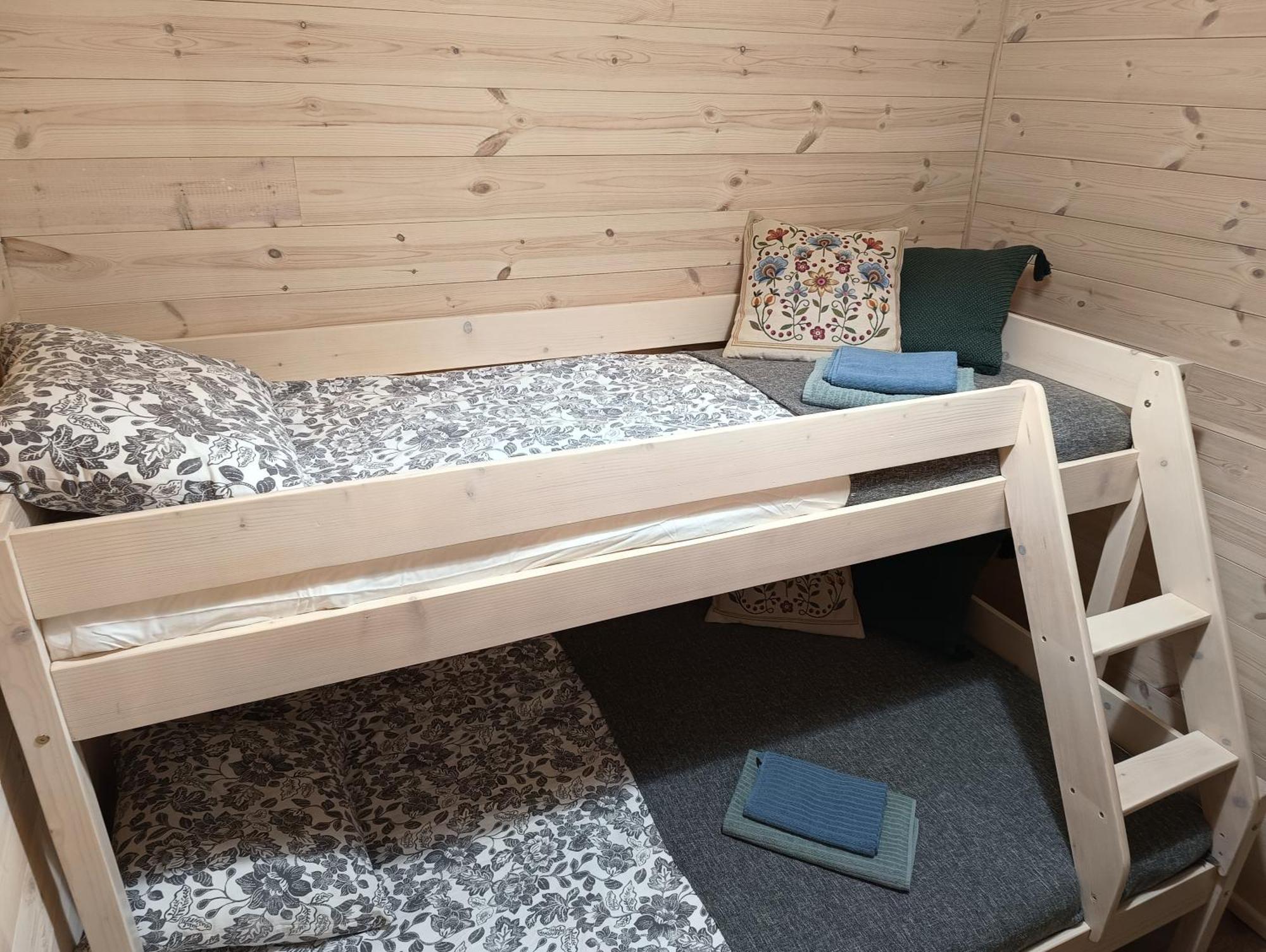 Domek Borsk Nad Samym Jeziorem Exteriör bild